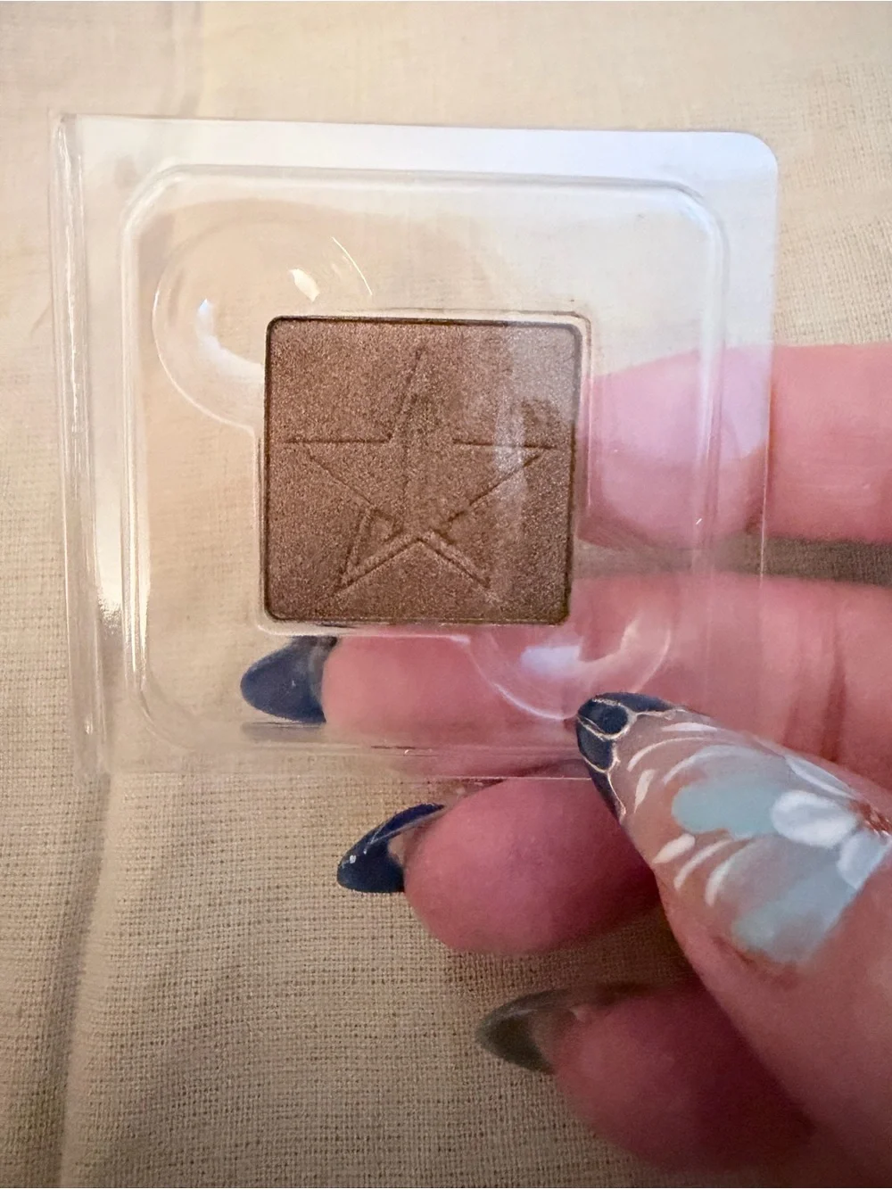 Jeffree Star Cosmetics Artistry Single Eyeshadow - Open Range